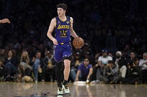 kaiyun-里夫斯：我们现在必须全力以赴 球员们要拧成一股绳