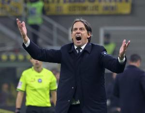 开云下载-补时染红！小因扎吉：我犯了错&amp;已向裁判道歉 很遗憾下场无法指挥